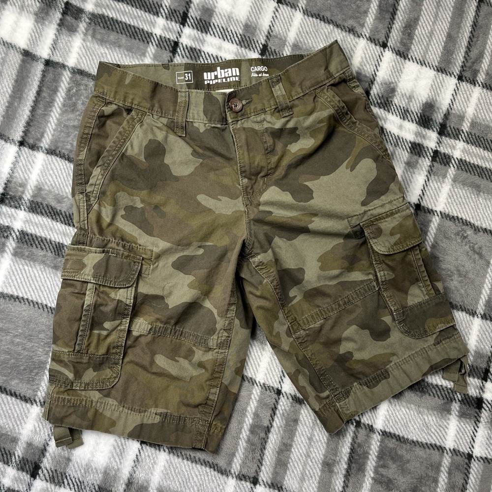 Urban Pipeline Camo Cargo Shorts Men's 31 Retro Y2K Grunge Skate
